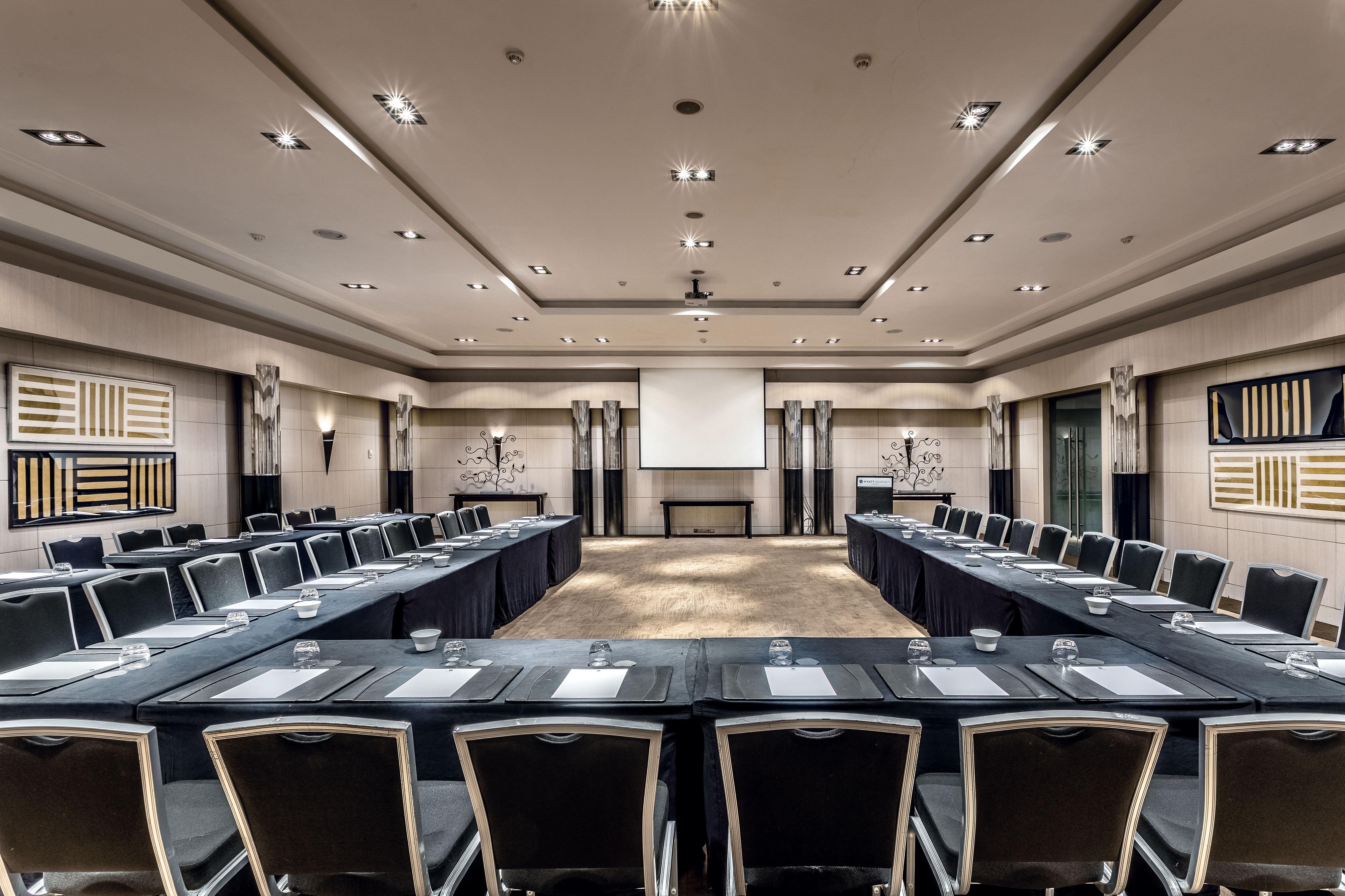 Hyatt Regency Casablanca Hotel Exterior foto Meeting room